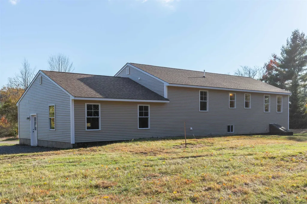 527 Northwest Road Canterbury NH 03224