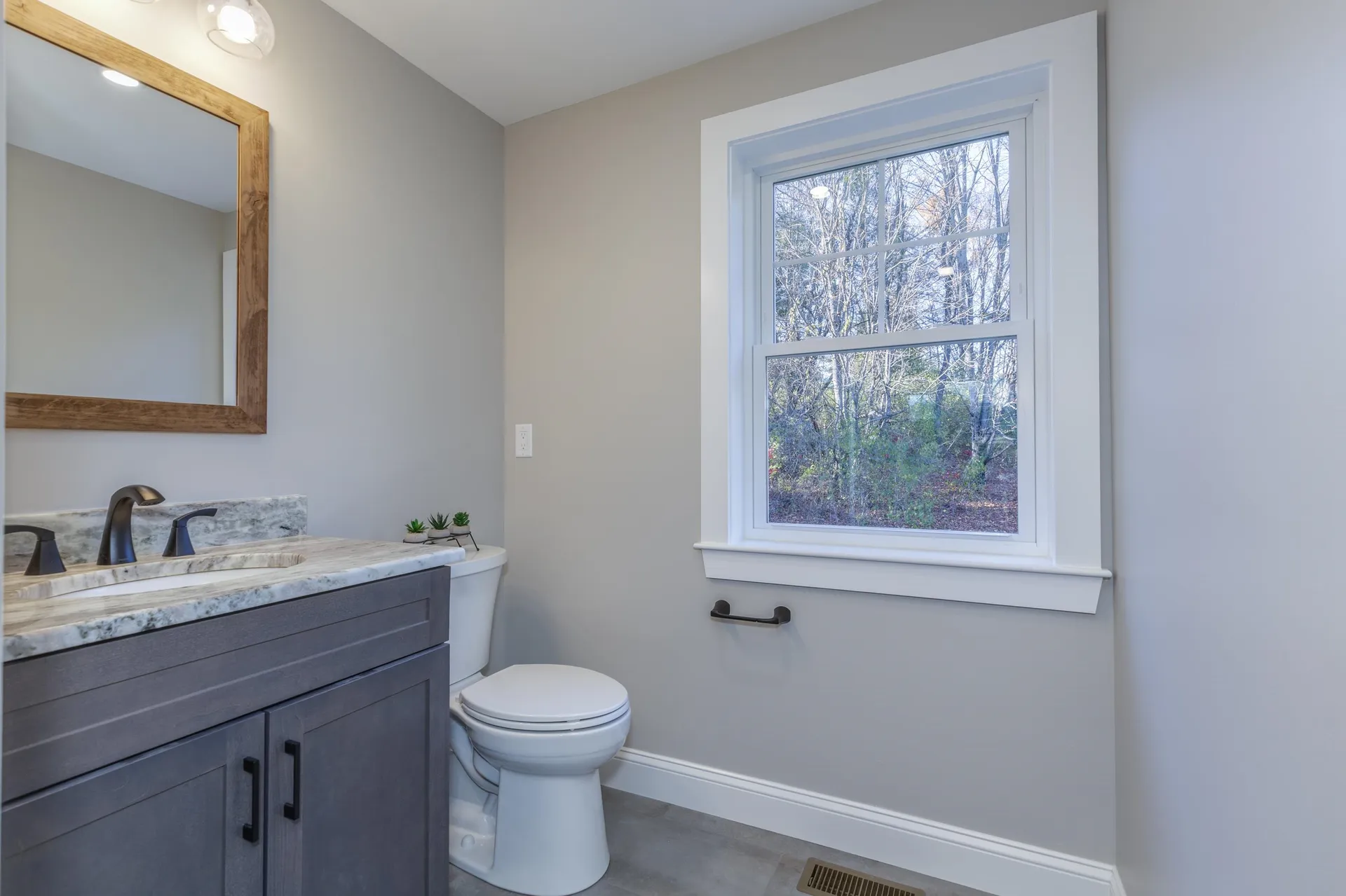 527 Northwest Road Canterbury NH 03224