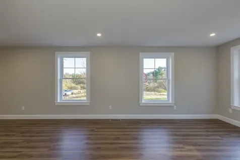 527 Northwest Road Canterbury NH 03224