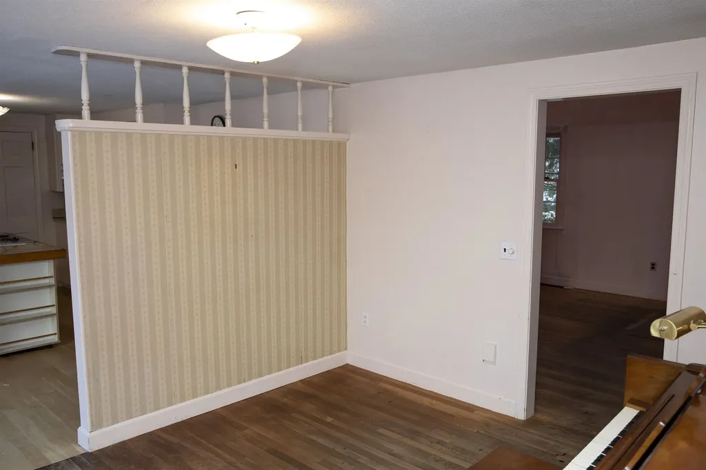 311 Old Street Road Peterborough NH 03458