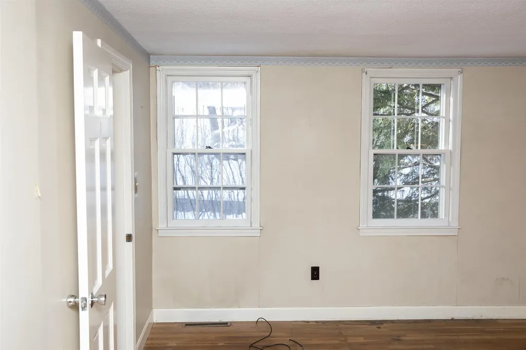 311 Old Street Road Peterborough NH 03458