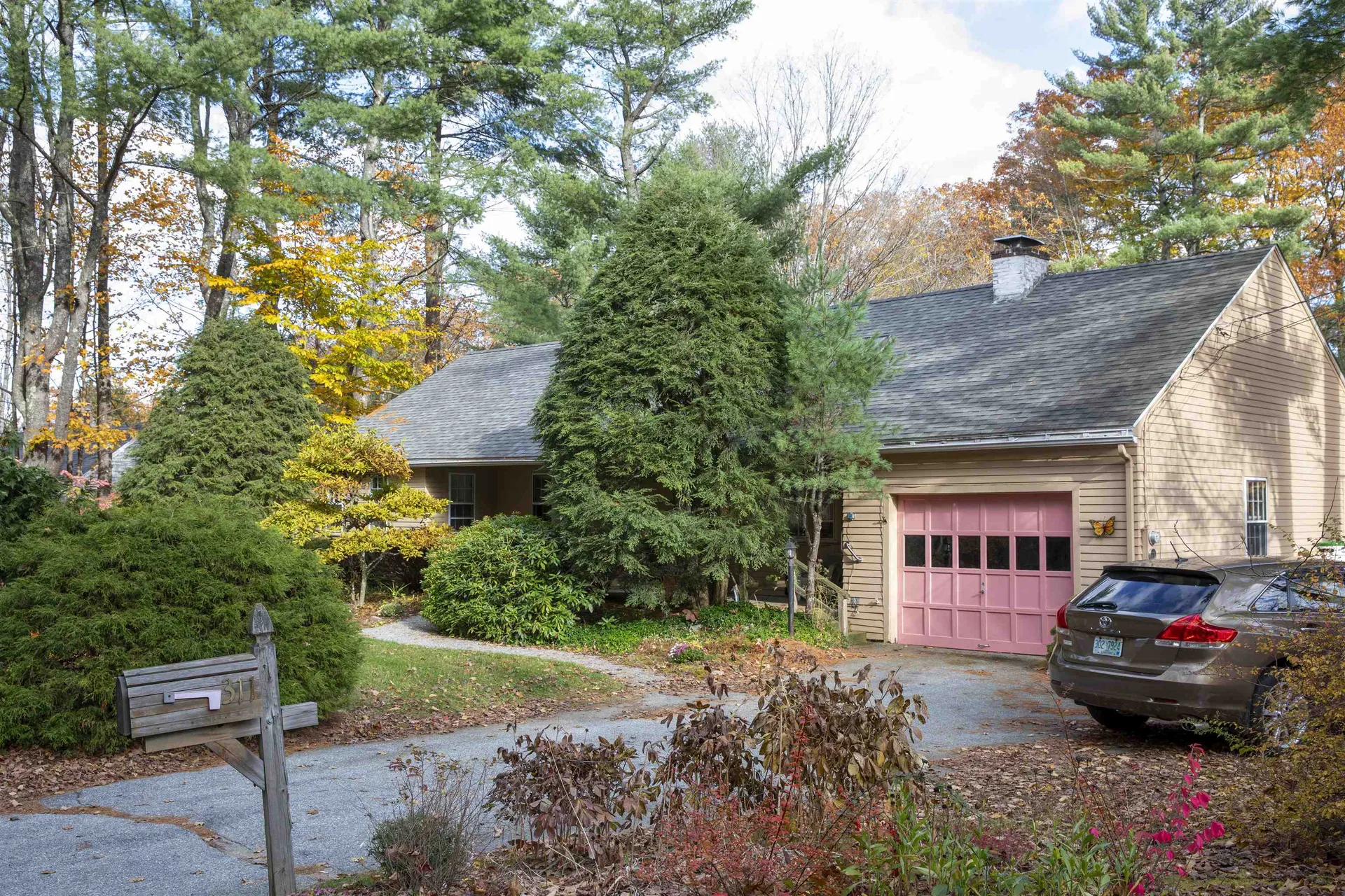 311 Old Street Road Peterborough NH 03458