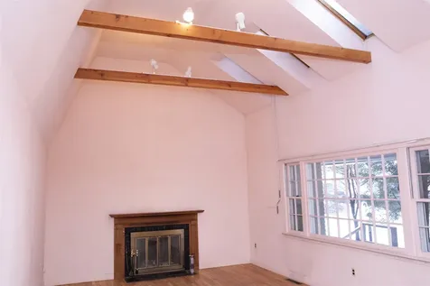 311 Old Street Road Peterborough NH 03458