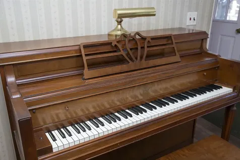 311 Old Street Road Peterborough NH 03458