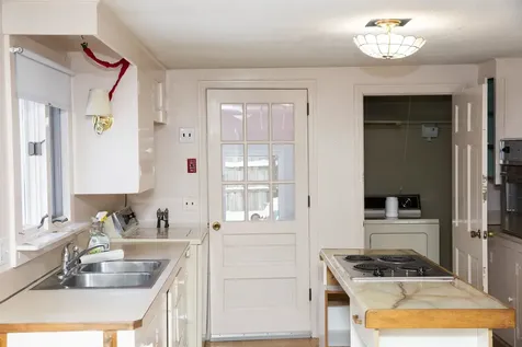 311 Old Street Road Peterborough NH 03458