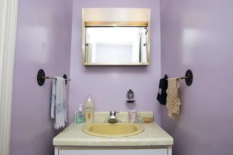 311 Old Street Road Peterborough NH 03458