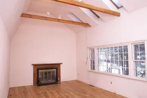 311 Old Street Road Peterborough NH 03458