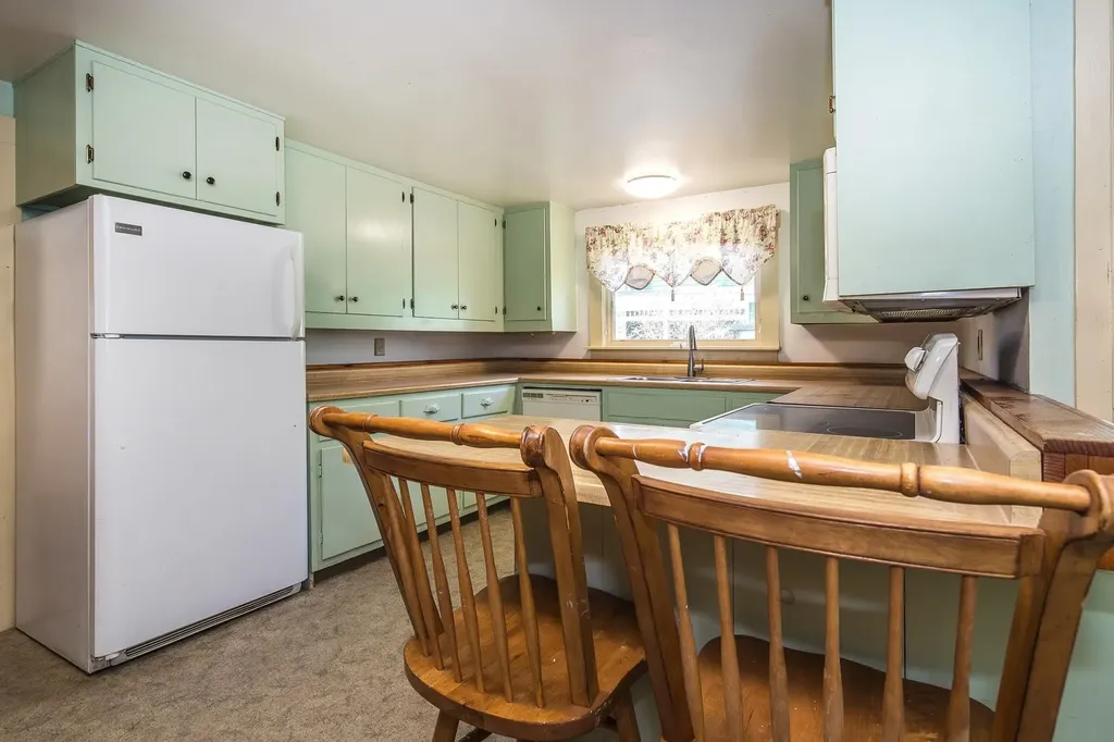 69 Church Street Wallingford VT 05773