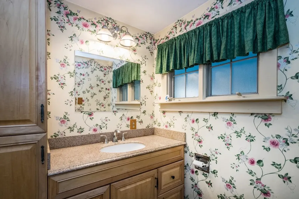 69 Church Street Wallingford VT 05773