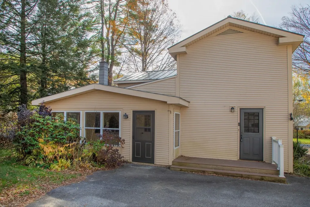 69 Church Street Wallingford VT 05773