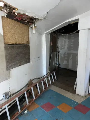 8 Wallace Street Rochester NH 03867