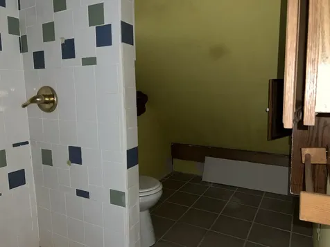 8 Wallace Street Rochester NH 03867