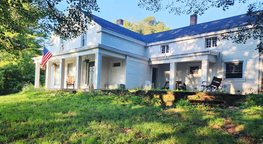 126 Simeon Dean Road Shaftsbury VT 05262-0