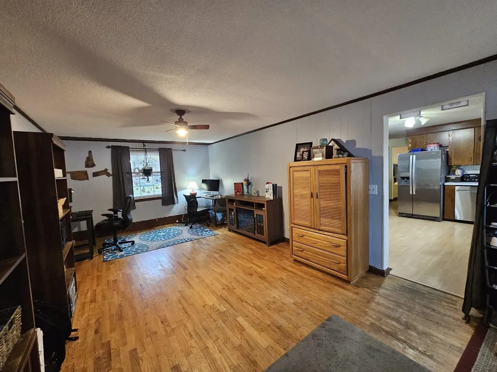 7 Hickory Street Hudson NH 03051