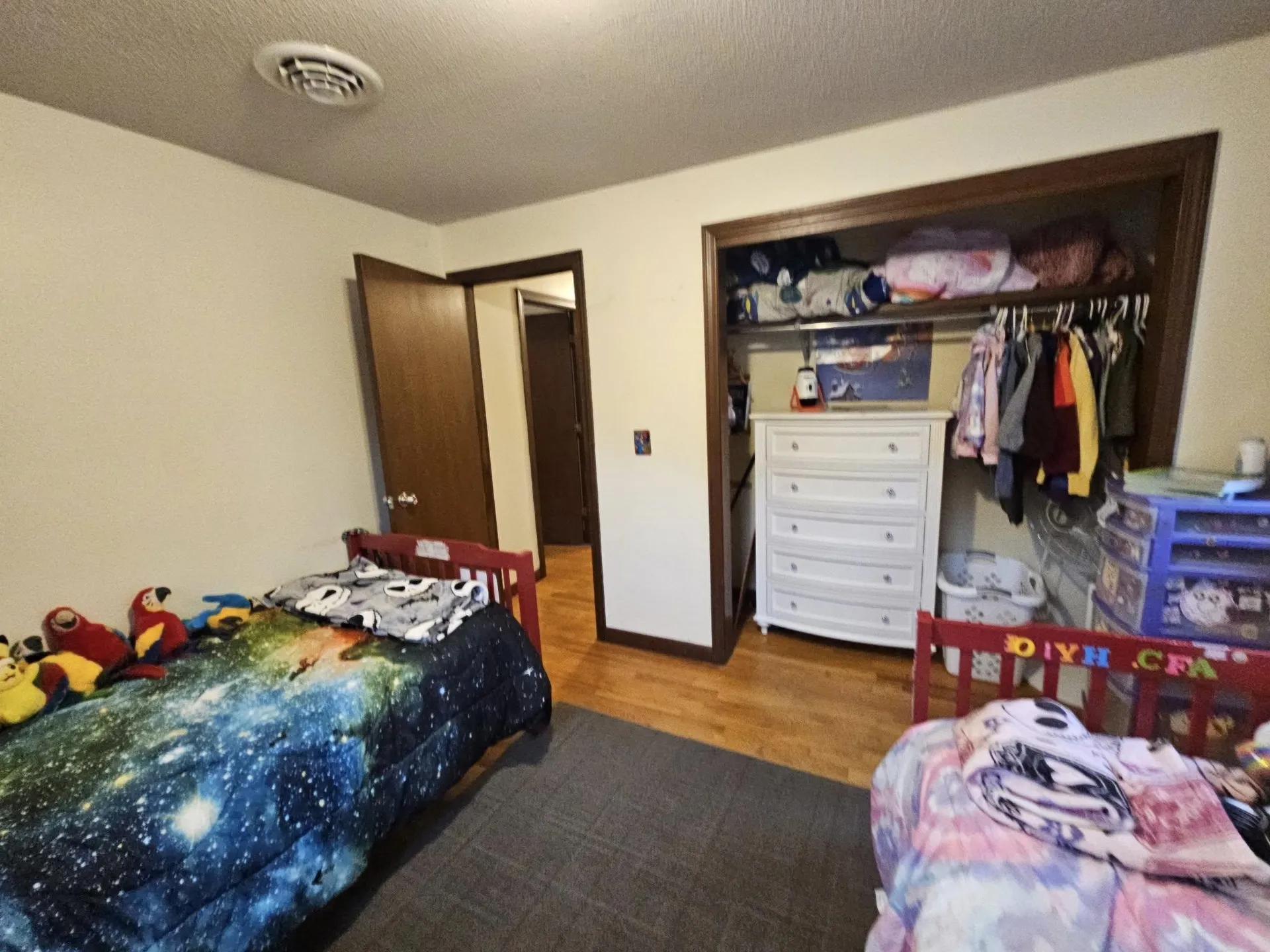 7 Hickory Street Hudson NH 03051