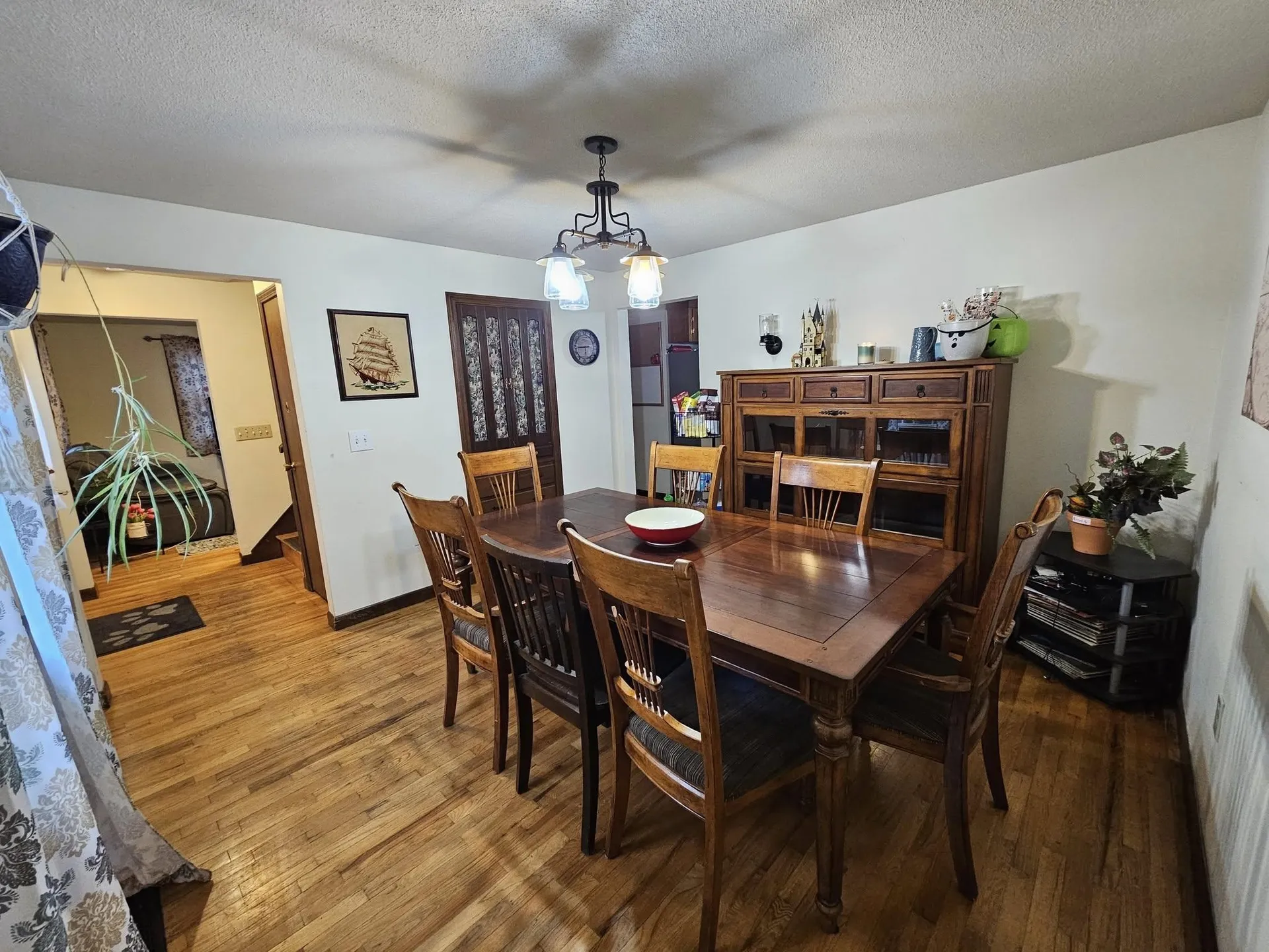 7 Hickory Street Hudson NH 03051