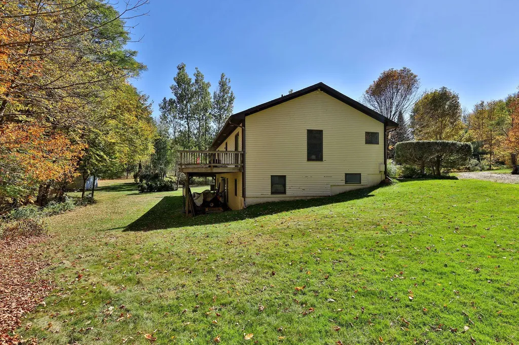 185 Beans Bridge Road Rochester VT 05767