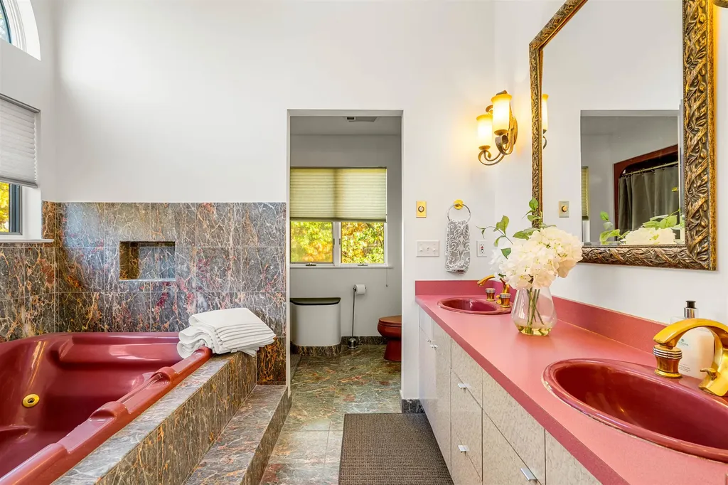 50 Page Lane Hampstead NH 03841