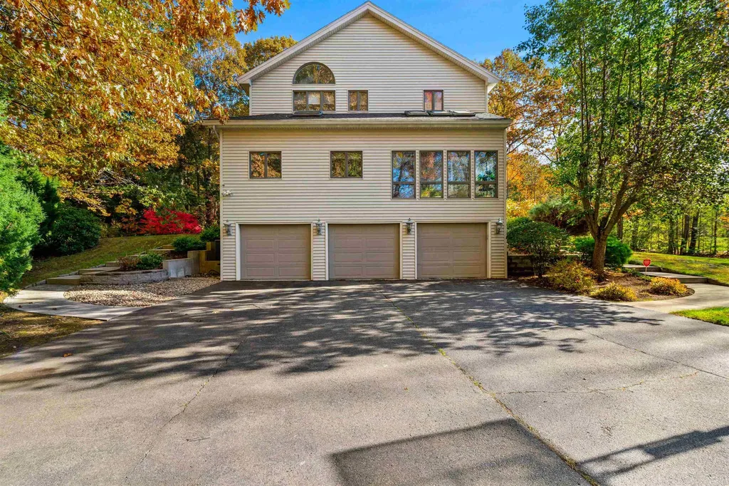 50 Page Lane Hampstead NH 03841