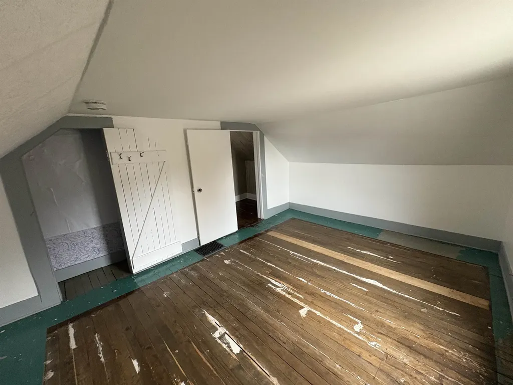 15 Cole Avenue Northfield VT 05663-6816