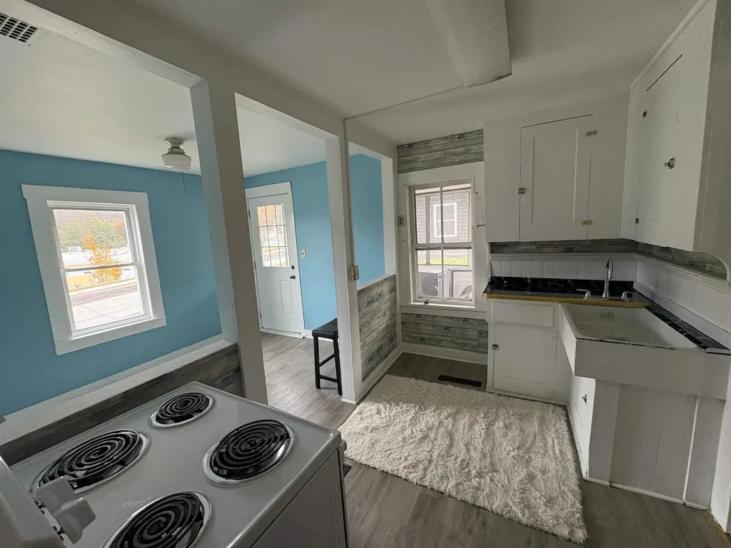 15 Cole Avenue Northfield VT 05663-6816