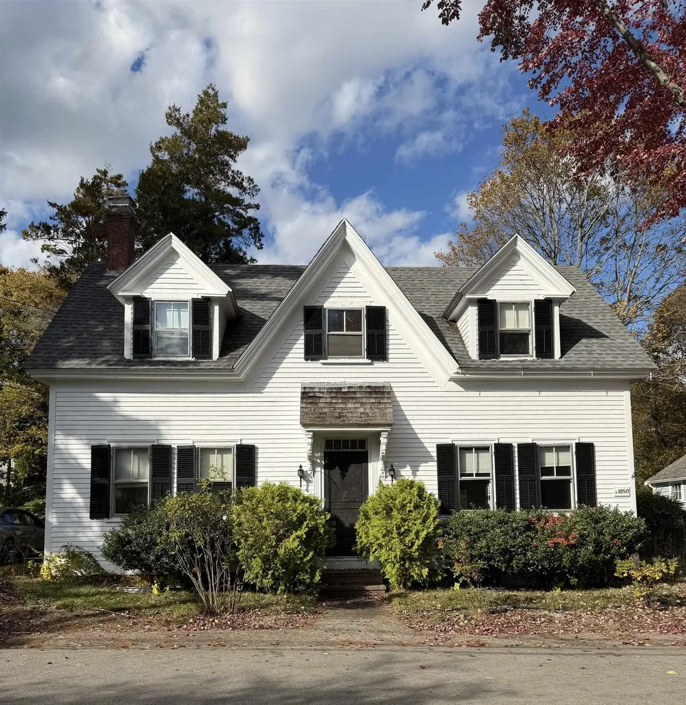 17 Oliver Street New Castle NH 03854