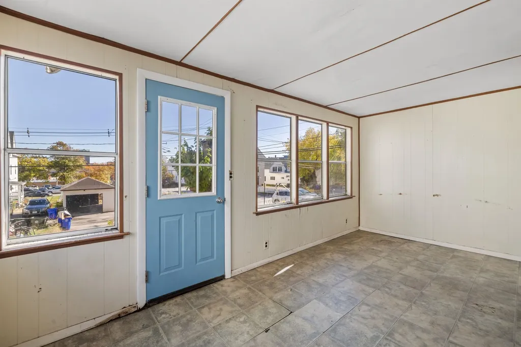 79 Putnam Street Manchester NH 03102