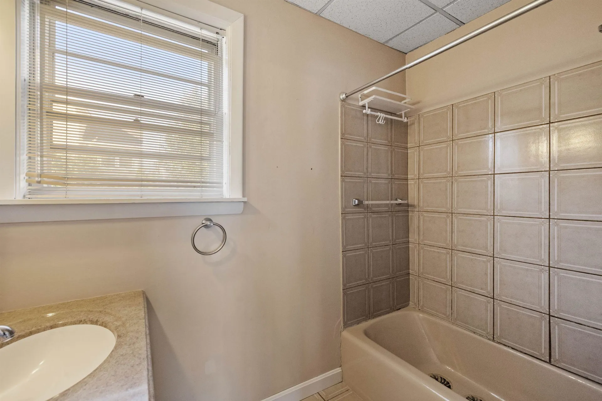 79 Putnam Street Manchester NH 03102