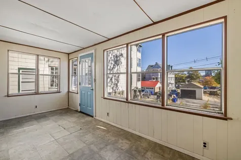 79 Putnam Street Manchester NH 03102