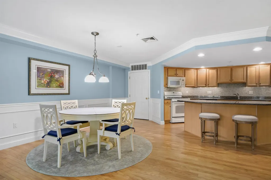 5 Sterling Hill Lane Exeter NH 03833