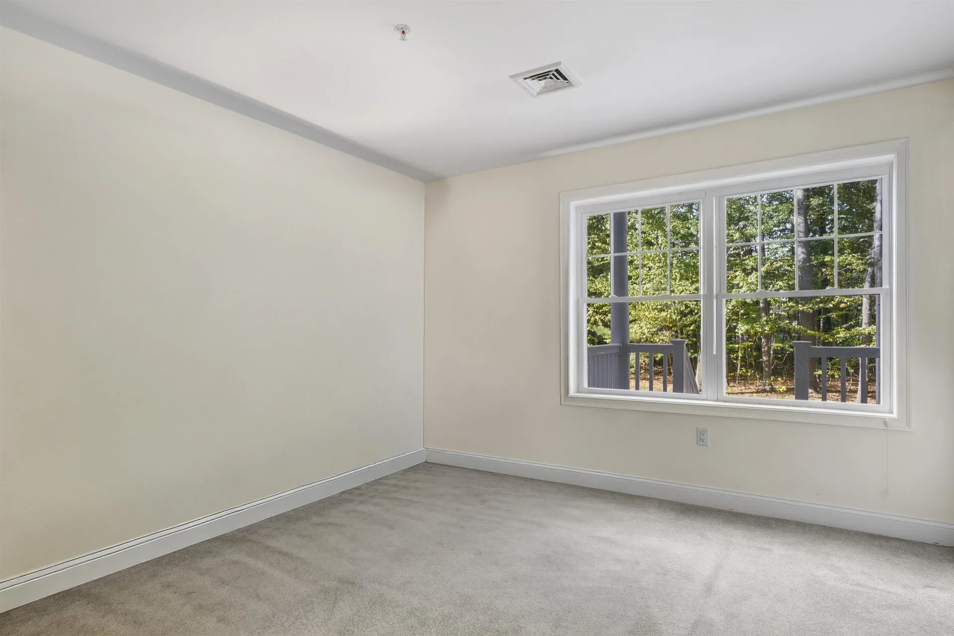 5 Sterling Hill Lane Exeter NH 03833