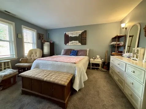 47 Winding Pond Road Londonderry NH 03053