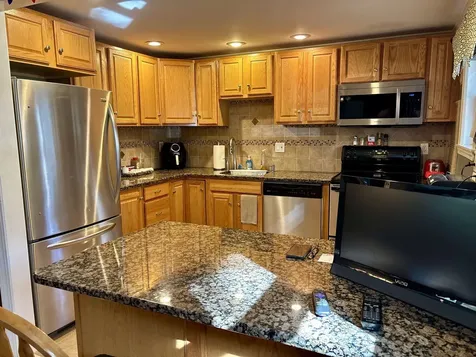 47 Winding Pond Road Londonderry NH 03053