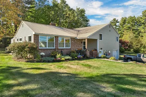 71 Annis Drive Gilford NH 03249