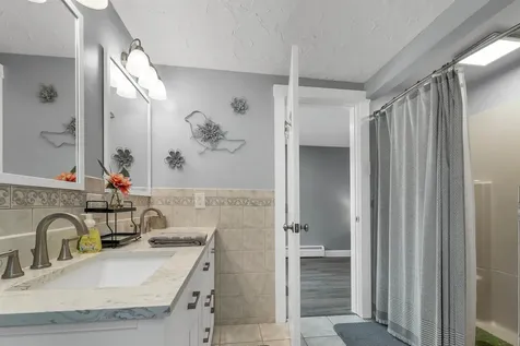 71 Annis Drive Gilford NH 03249