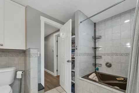 71 Annis Drive Gilford NH 03249