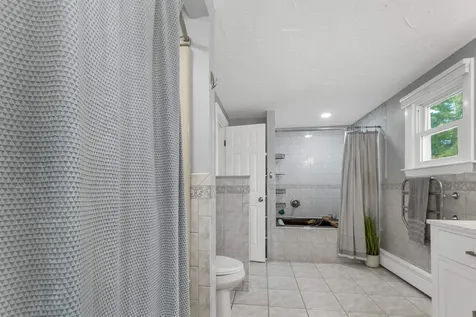 71 Annis Drive Gilford NH 03249