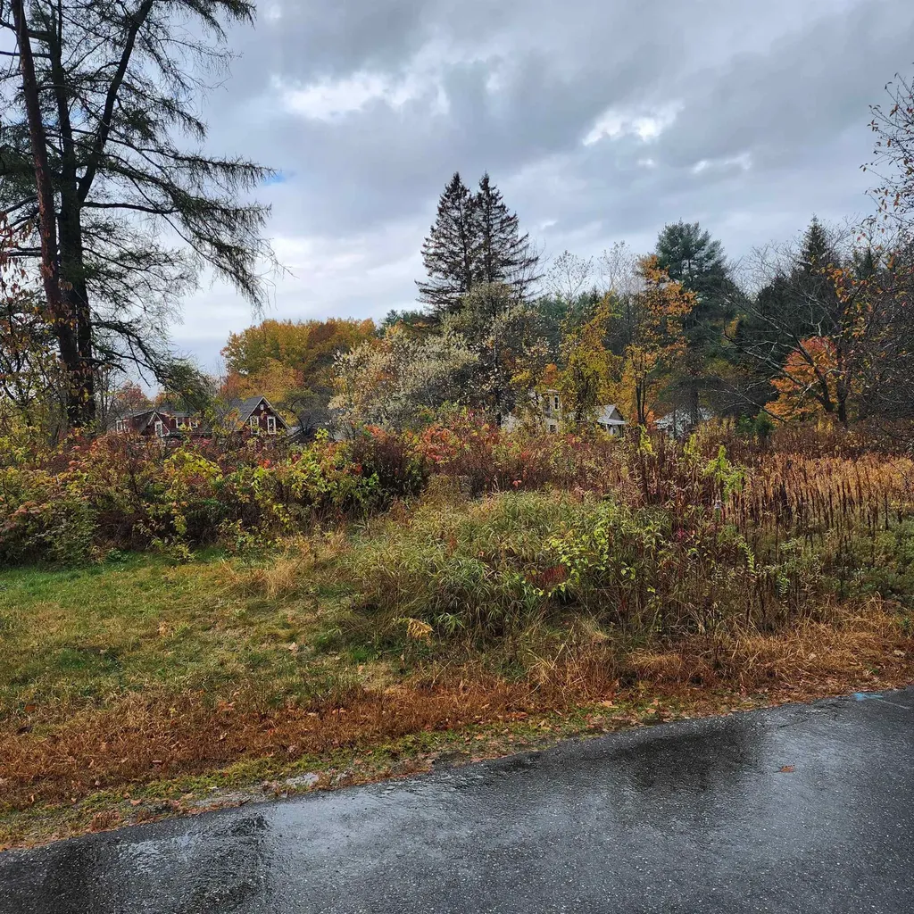 9 High Street Tilton NH 03276