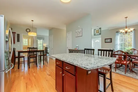 34 Frontier Drive Pelham NH 03076