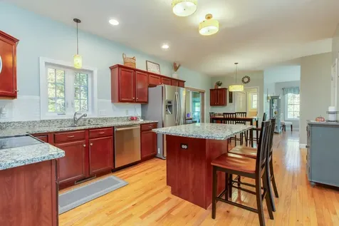 34 Frontier Drive Pelham NH 03076