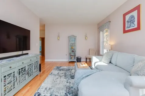 34 Frontier Drive Pelham NH 03076