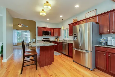 34 Frontier Drive Pelham NH 03076