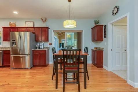 34 Frontier Drive Pelham NH 03076