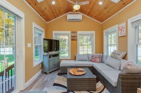 34 Frontier Drive Pelham NH 03076