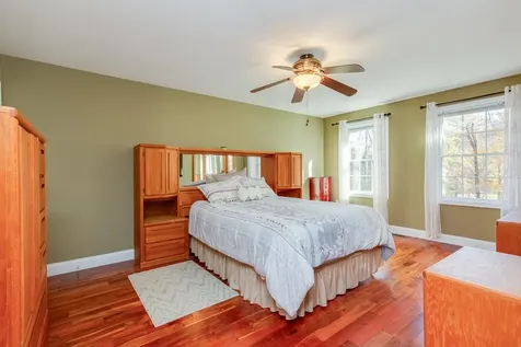 34 Frontier Drive Pelham NH 03076