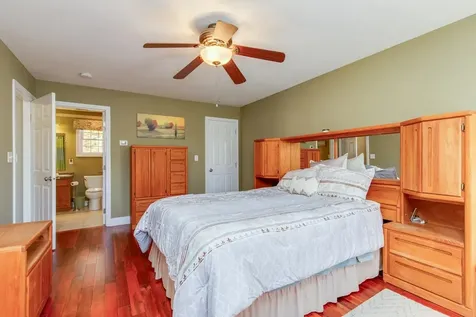 34 Frontier Drive Pelham NH 03076