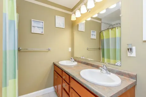 34 Frontier Drive Pelham NH 03076