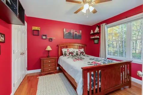 34 Frontier Drive Pelham NH 03076