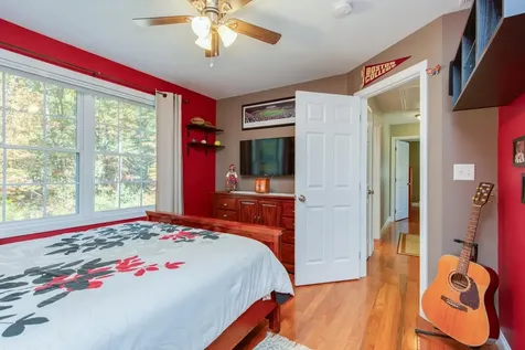 34 Frontier Drive Pelham NH 03076