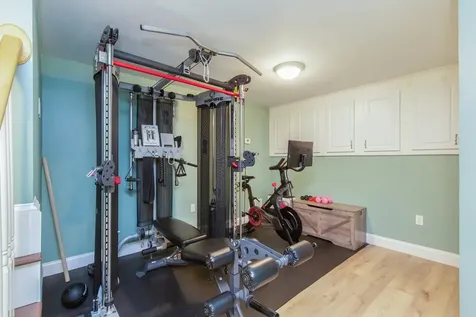 34 Frontier Drive Pelham NH 03076